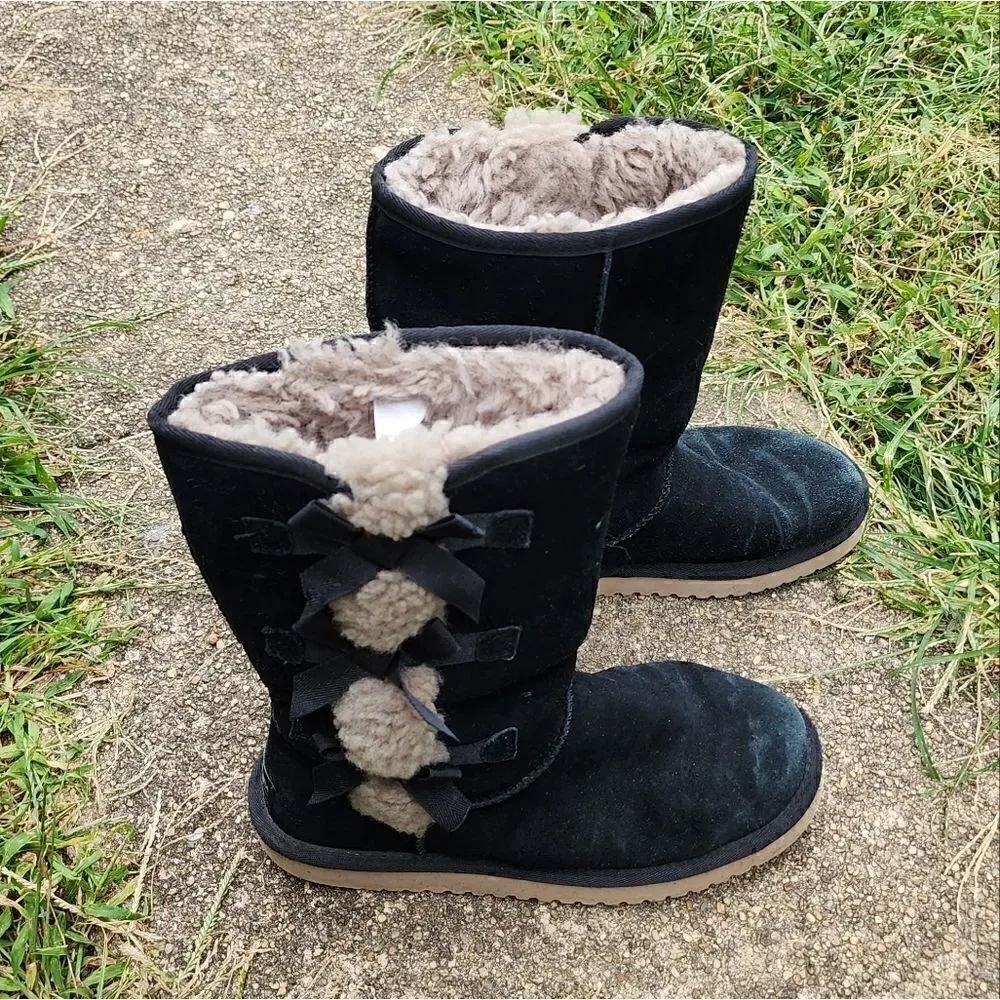 WOMEN'S - KOOLABURRA BY UGG  BOOTS - Womens Boots - SIZE 7